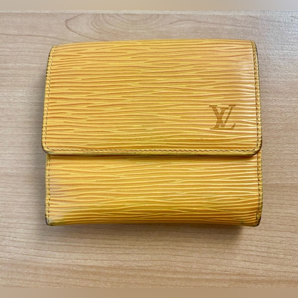 Louis Vuitton Yellow Epi Leather Wallet SP0996